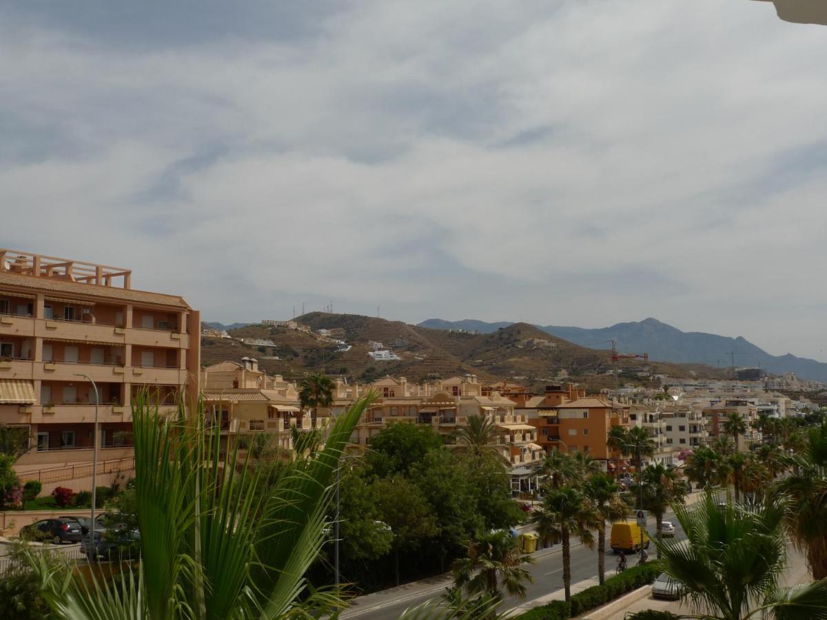 Torrox Costa Beachfront Apartment מראה חיצוני תמונה