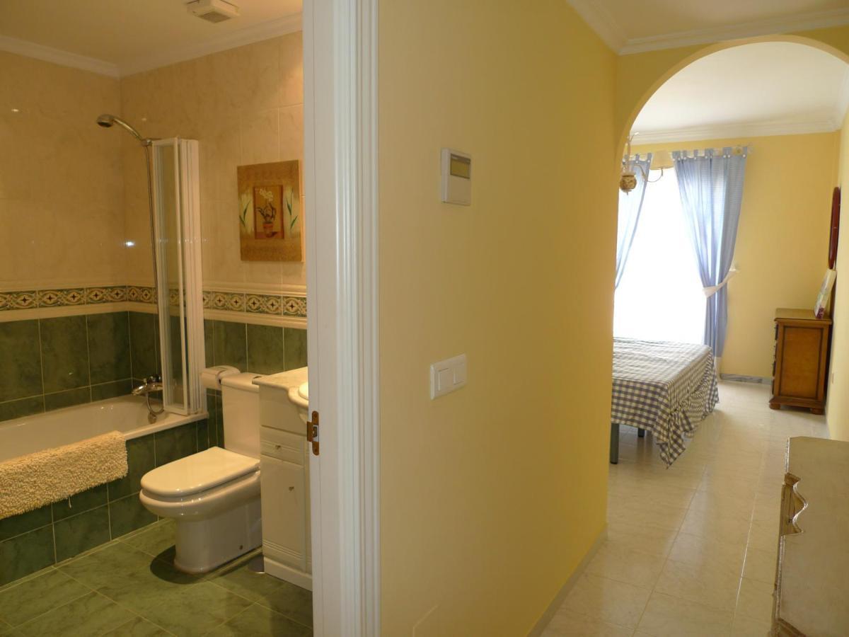 Torrox Costa Beachfront Apartment מראה חיצוני תמונה