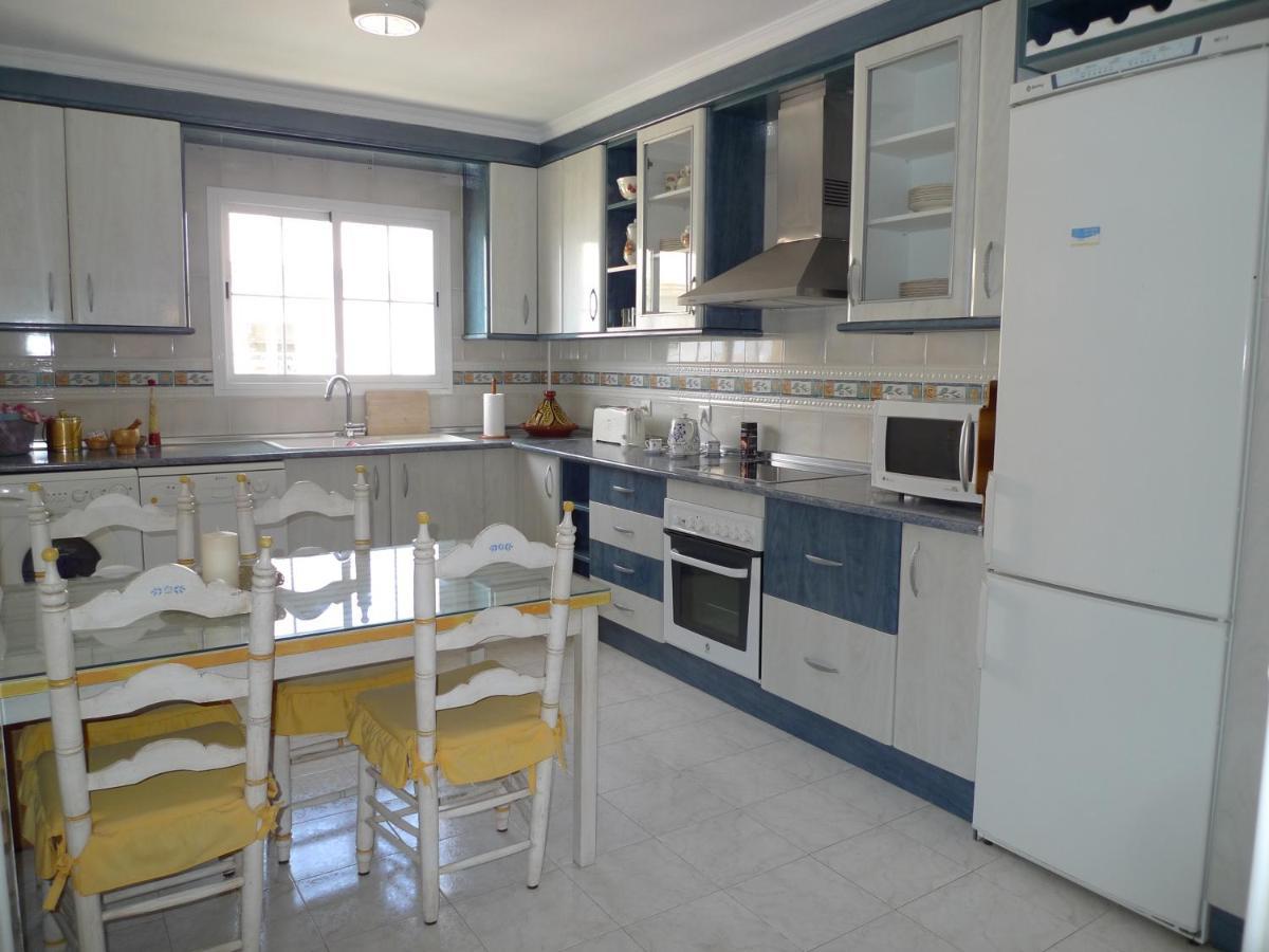 Torrox Costa Beachfront Apartment מראה חיצוני תמונה