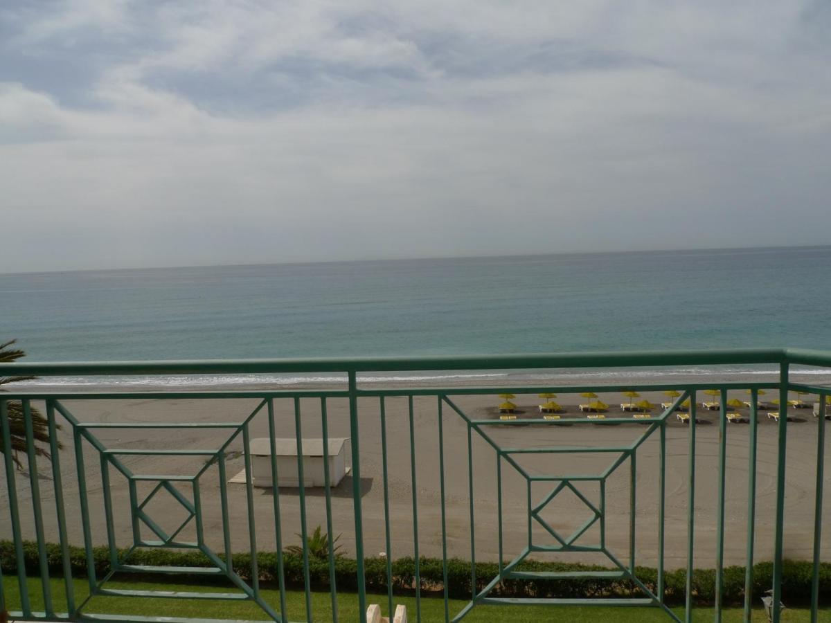 Torrox Costa Beachfront Apartment מראה חיצוני תמונה