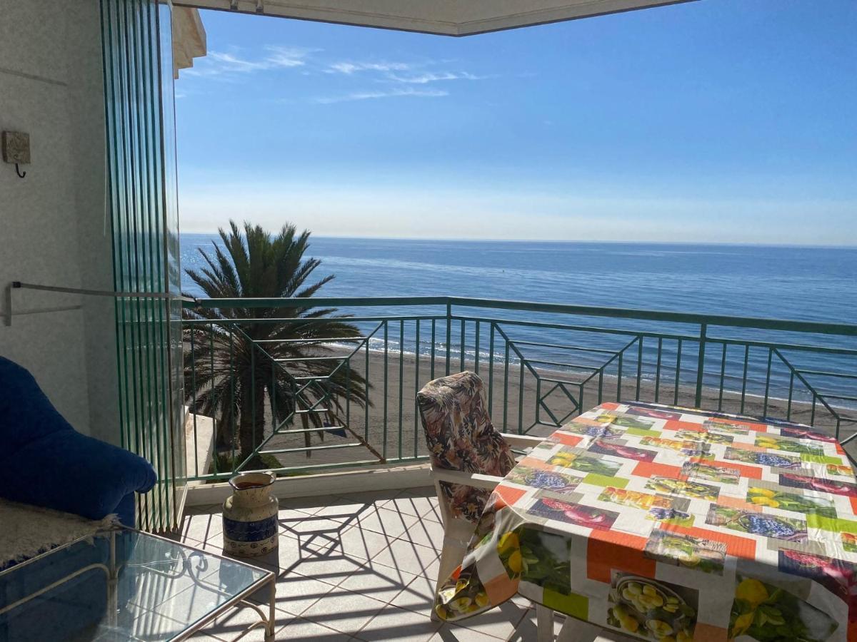 Torrox Costa Beachfront Apartment מראה חיצוני תמונה