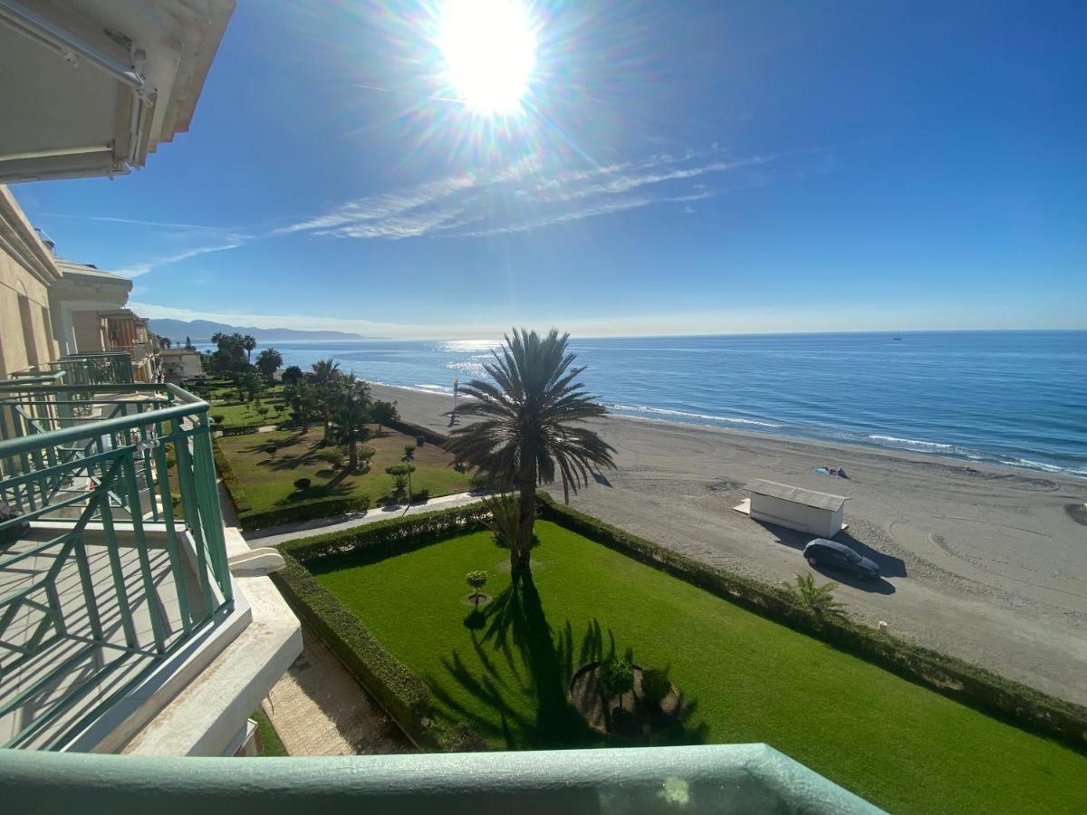 Torrox Costa Beachfront Apartment מראה חיצוני תמונה